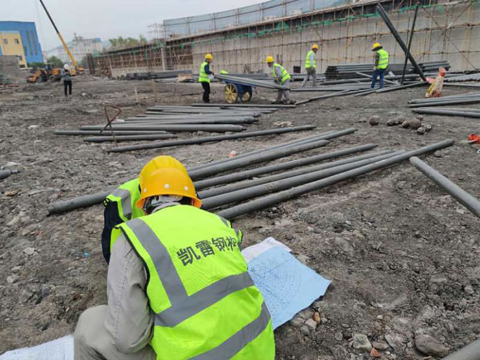 商洛螺栓球网架结构